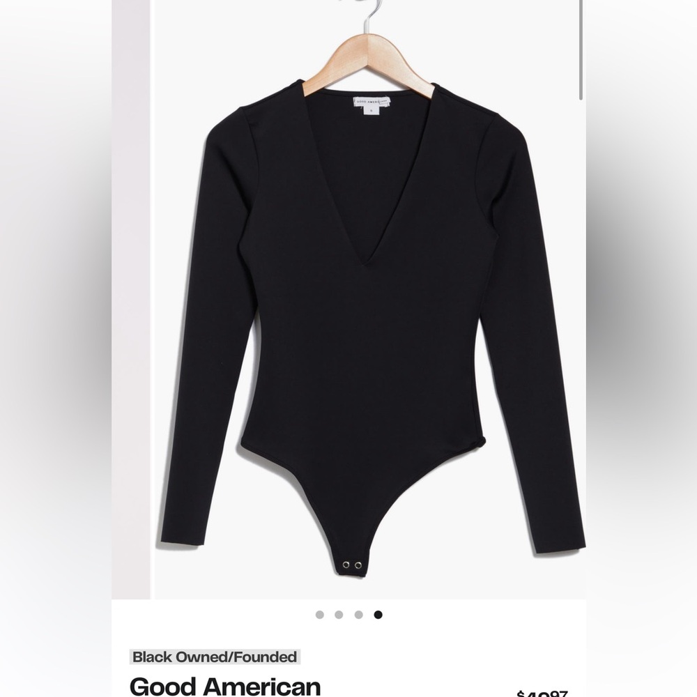 Good American sliming black v neck bodysuit